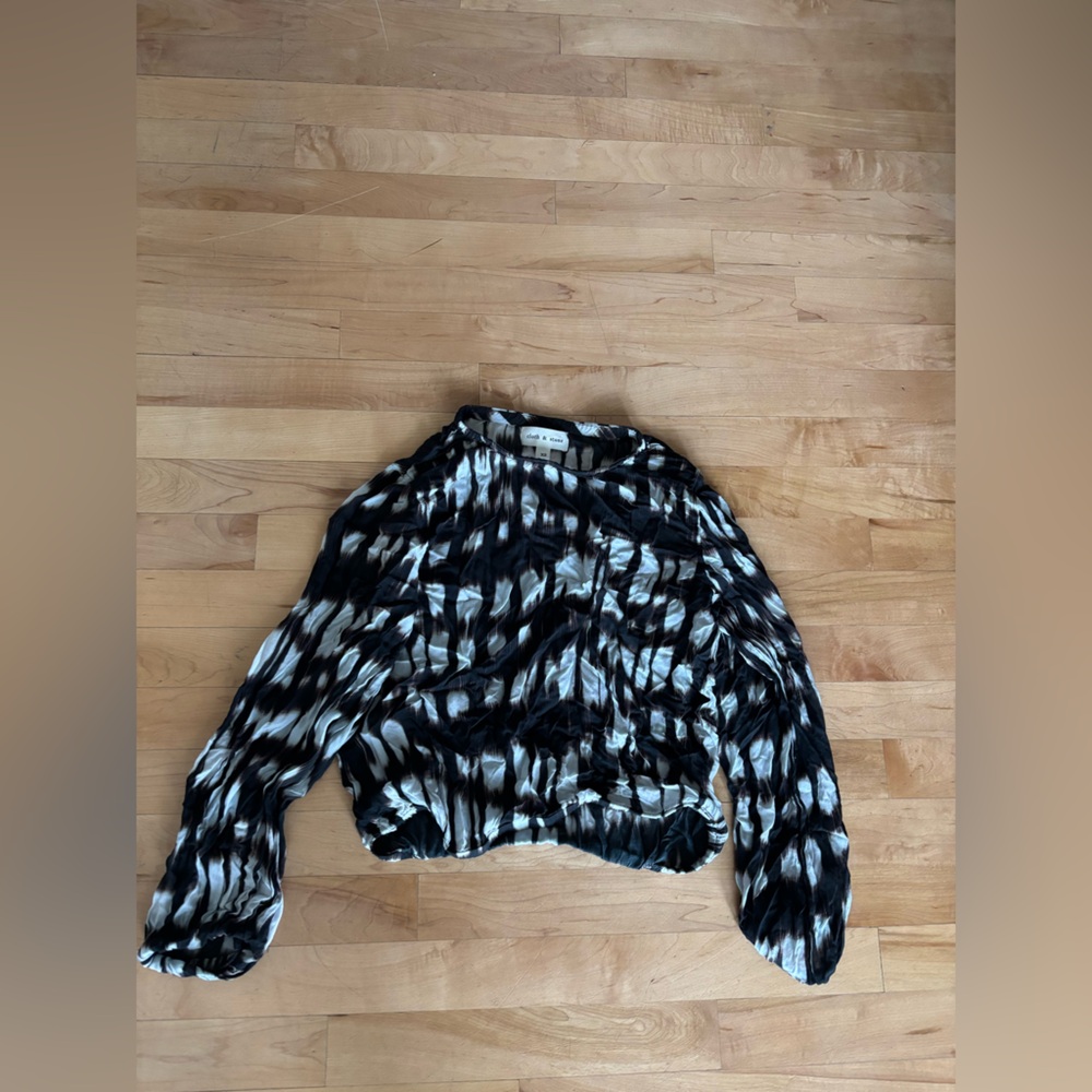 Cloth & Stone Top